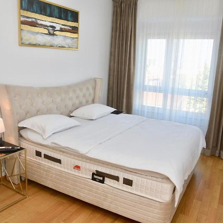 The Main Square Apartments Banja Luka Bilik gambar